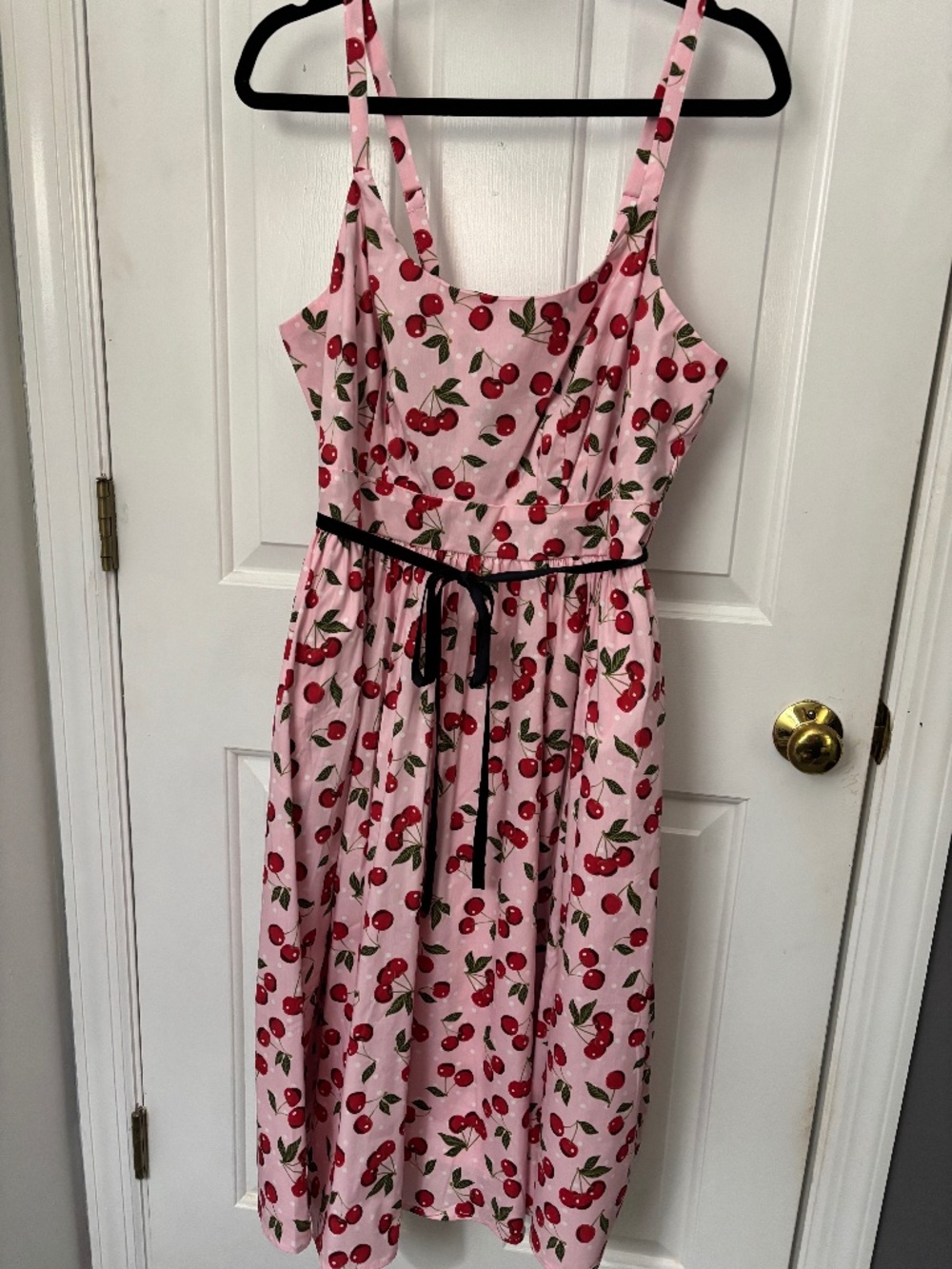 Retro fit cherry dress torrid 00x